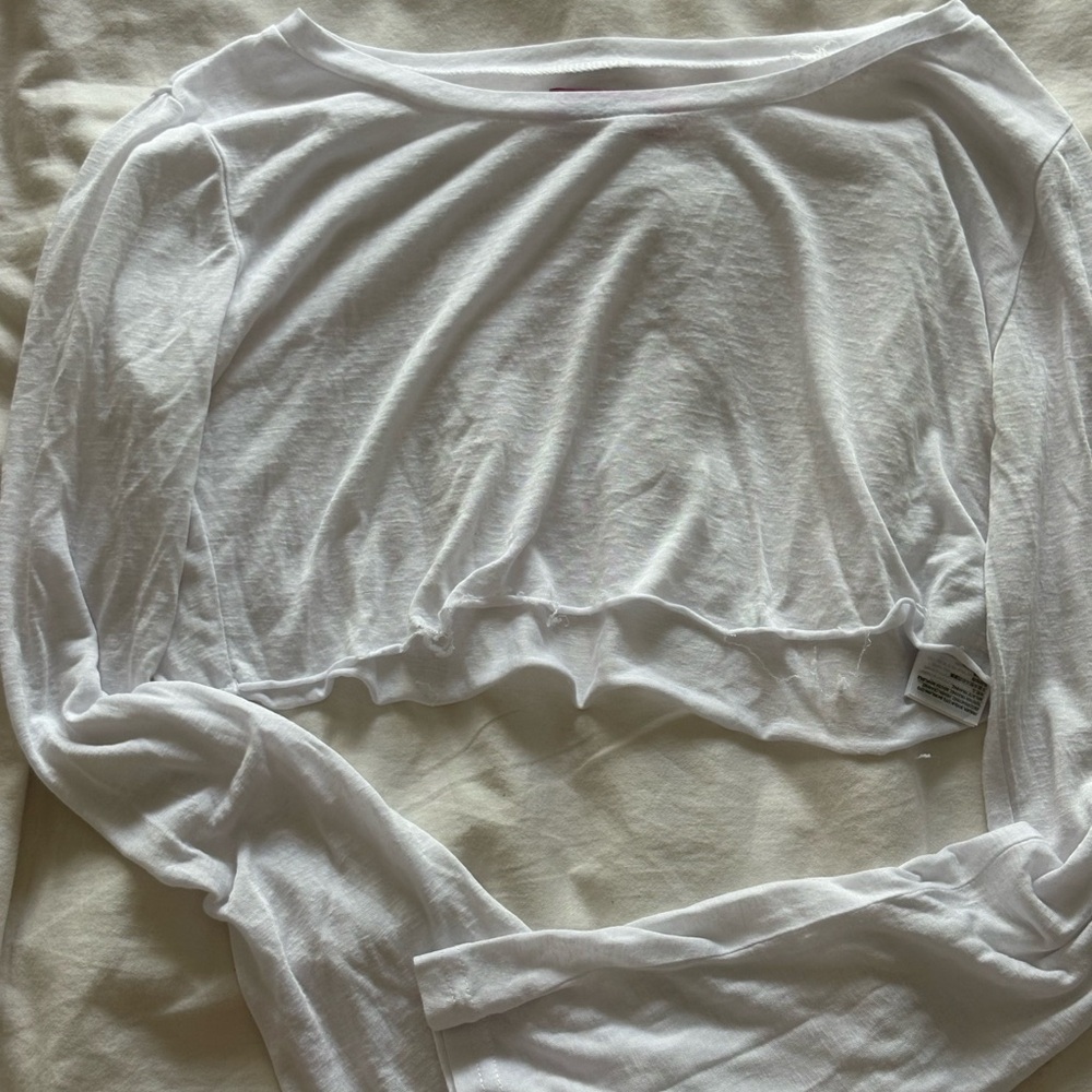 Edikted White Cropped Long Sleeve Top